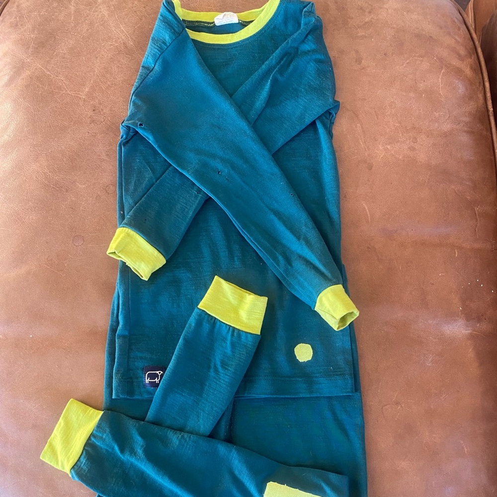Wee Woolies Merino contrasting green baselayers
